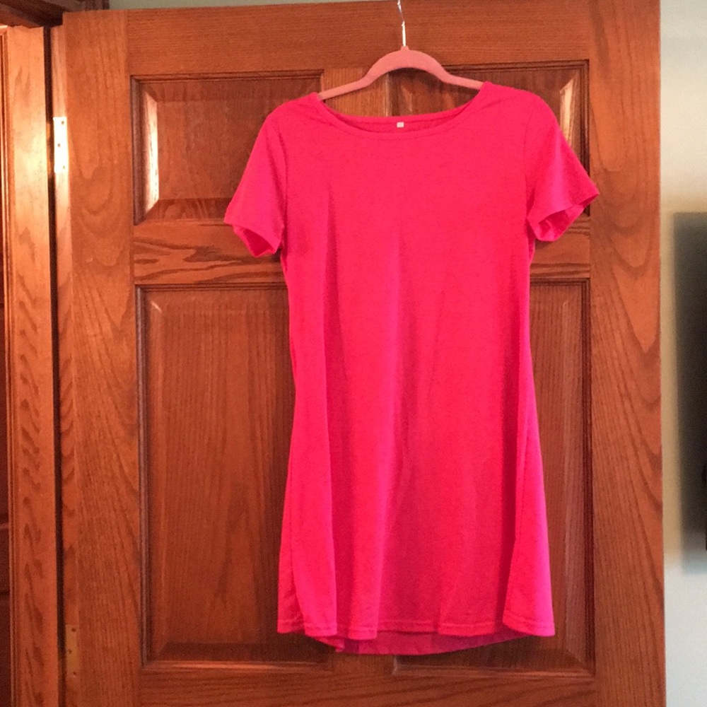 Pink t-shirt dress. Size XS